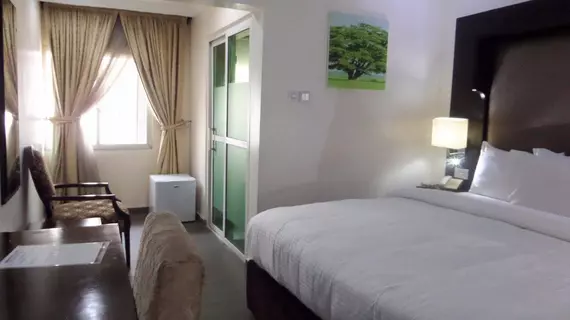 Larry Mitchelle Suites | Lagos (ve civarı) - Lekki - Lekki Kademe 1