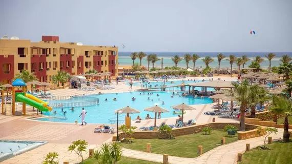 Royal Tulip Beach Resort All Inclusive | Kızıldeniz İli - Marsa Alam