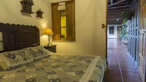 Hostal San Nicolas | Sacatepequez - Antigua Guatemala