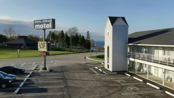 Aurora Borealis Motor Inn | Michigan - St Ignace