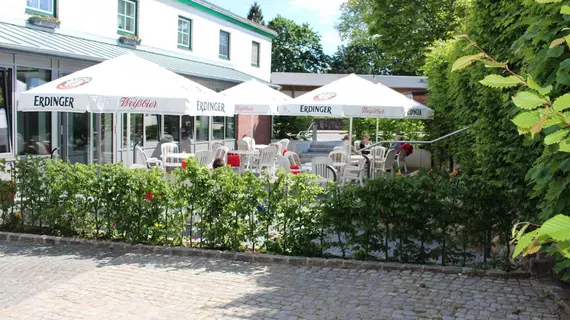 Hotel Carstens | Schleswig-Holstein - Bordesholm