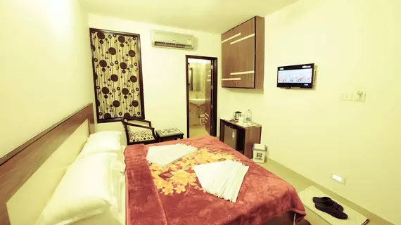 Hotel HKJ Residency | Pencap - Amritsar