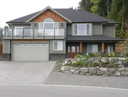 Hillcrest Ave Bed & Breakfast | Britanya Kolombiyası - Nanaimo (ve civarı) - Ladysmith