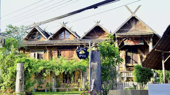 Up2U Guesthouse | Mae Hong Son İli - Pai