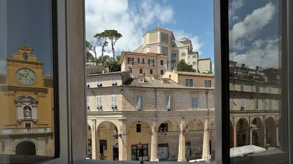 Prima Colonna Del Loggiato Suite | Marche - Fermo Province - Fermo