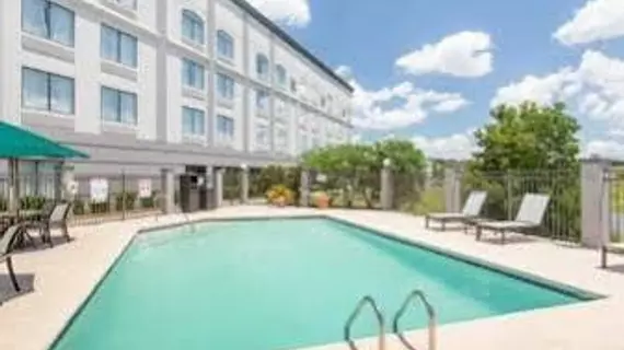 Wingate by Wyndham Savannah Airport | Georgia - Savannah (ve civarı) - Savana