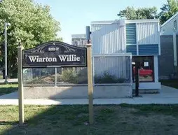 Wiarton Willy's Inn | Ontario - Owen Sound (ve civarı) - South Bruce Peninsula