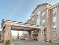 Ramada Inn and Suites Drumheller | Alberta - Drumheller (ve civarı) - Drumheller