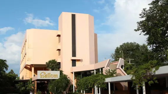 Sailom Hotel Hua Hin | Prachuap Khiri Khan (ili) - Hua Hin (ve civarı) - Hua Hin - Nong Kae