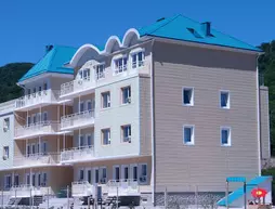 Lelux Hotel | Krasnodar Krayı - Tuapsinsky District - Sochi (ve civarı) - Olginka