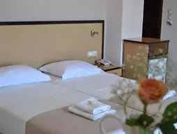 Theofilos Hotel | Girit Adası - Hanya (bölge) - Hanya - Hanya