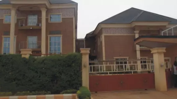 Sheriffyt Royal and Suites | Lagos (ve civarı) - Ikorodu