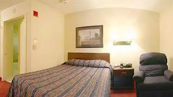 Candlewood Suites Detroit - Southfield | Michigan - Detroit (ve civarı) - Southfield