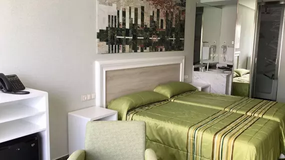 Hotel Benikaktus | Valencia Bölgesi - Alicante (vilayet) - Marina Baja - Benidorm