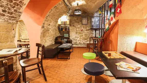 Young and Happy Hostel | Ile-de-France - Paris - Latin Bölgesi