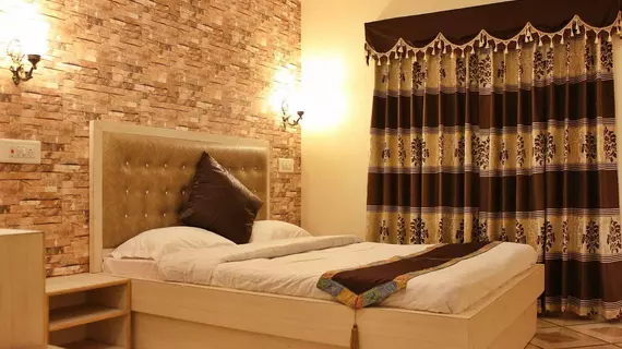 Walisons Resort | Cammu ve Keşmir - Srinagar (ve civarı) - Srinagar - Nishat-Shalimar