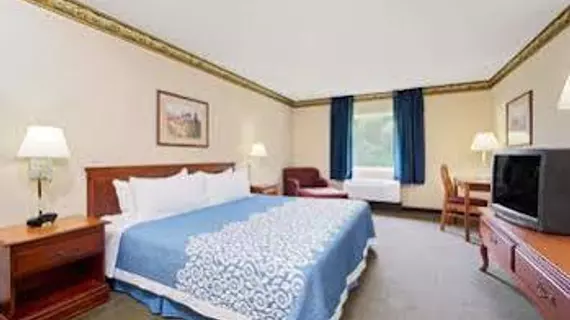 Days Inn West Liberty | Kentucky - Morehead (ve civarı) - West Liberty