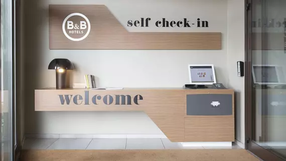 B&B Hotel Milano-Monza | Lombardy - Monza ve Brianza Vilayeti - Monza