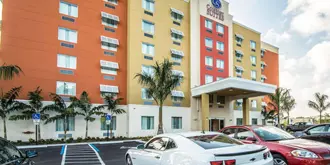 Comfort Suites Fort Lauderdale Airport South & Cruise Port