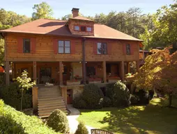 Beechwood Inn - Bed Breakfast and Wine Cellar | Georgia - Helen (ve civarı) - Clayton