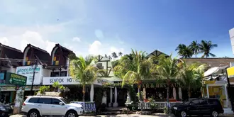 Sendok Hotel