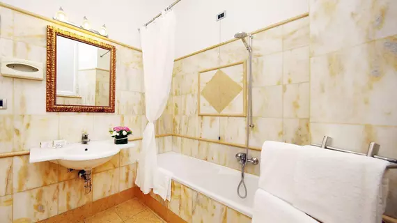 Hotel Traiano | Lazio - Roma (ve civarı) - Roma Kent Merkezi - Rione II Trevi