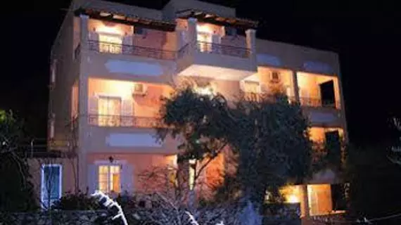 Villa Bambas Resort | İyon Adaları - Korfu - Roda