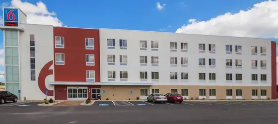 Motel 6 South Bend Mishawaka IN | Indiana - South Bend (ve civarı) - South Bend