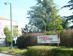 Hotel de l'Europe | Auvergne-Rhone-Alpes - Rhone (bölge) - Lyon (ve çevresi) - Pierre-Benite