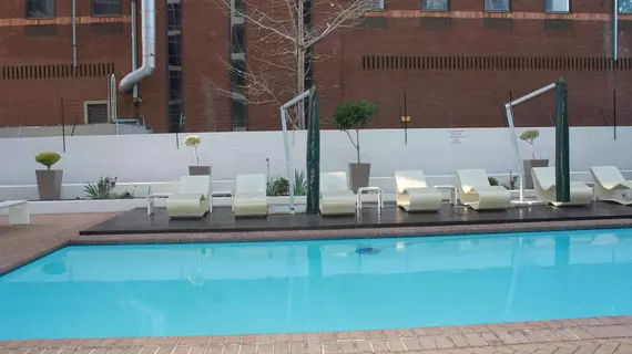 Hydro Executive Apartments | Gauteng - City of Tshwane - Johannesburg (ve civarı) - Sandton