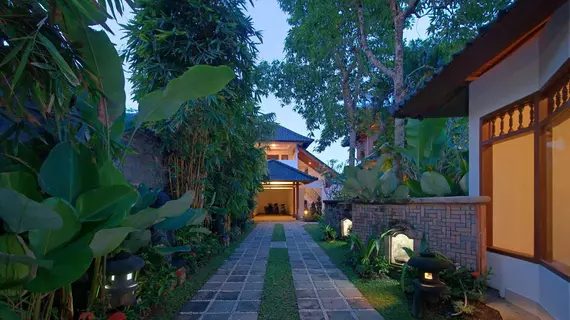 Villa Asih Legian | Bali - Kuta - Legian Kent Merkezi