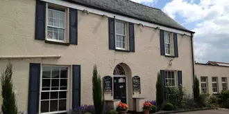 Castle Lodge Hotel