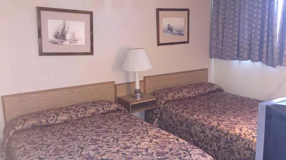 Tyee Village Motel | Britanya Kolombiyası - Nanaimo (ve civarı) - Port Alberni