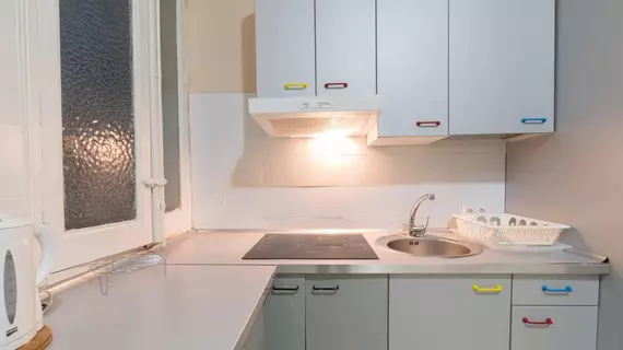 Rooms Argüelles 58 - Hostel | Madrid Özerk Topluluğu - Madrid (ve civarı) - Centro - Malasana