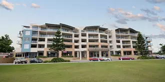 Riverside Holiday Apartments