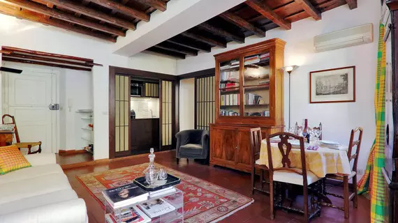 Trevi Fountain apartments | Lazio - Roma (ve civarı) - Roma Kent Merkezi - Rione II Trevi