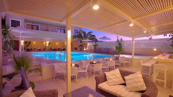 La Stella Hotel Apartments & Suites | Girit Adası - Rethimnon (bölge) - Rethimnon