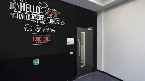 Tune Hotel - Liverpool, City Centre | Merseyside (ilçe) - Liverpool (ve civarı) - Liverpool - Liverpool Kent Merkezi