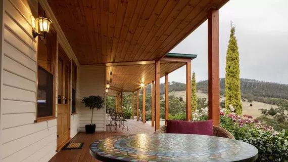 Ambience on Huon Bed and Breakfast | Tazmanya - Wattle Grove