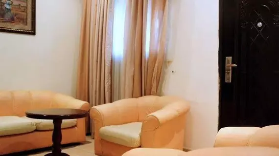 Reliance Royal Suites | Lagos (ve civarı) - Lagos - Onigbongbo - Ikeja