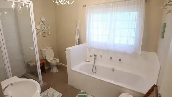 AppleBee Guest Cottage | Eastern Cape - Makana - Grahamstown