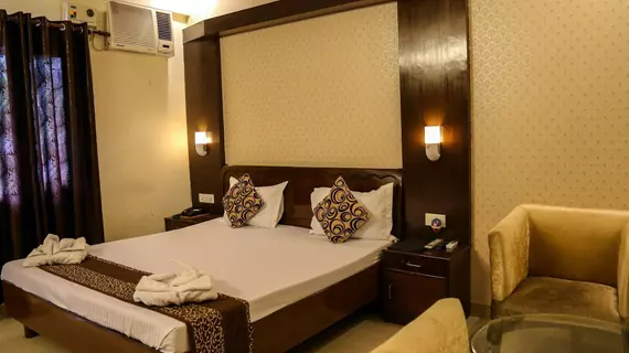 Hotel Grand Legacy | Uttarkand - Dehra Dun Bölgesi - Dehradun