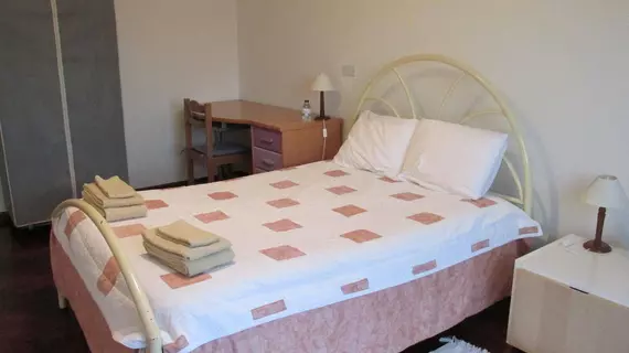 Homestay Marialva Park | Alentejo - Setubal (bölge) - Seixal - Corroios