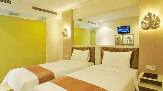 Hotel Pyrenees | Yogyakarta Özel Bölgesi - Yogyakarta (ve civarı) - Yogyakarta - Gedongtengen