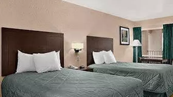 RAMADA LIMITED & SUITES - CLEARWATER | Florida - St. Petersburg - Clearwater (ve civarı) - Clearwater