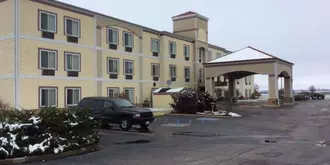 Baymont Inn and Suites Rensselaer