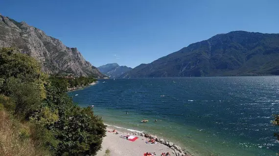 Campeggio Garda | Lombardy - Brescia (il) - Limone sul Garda