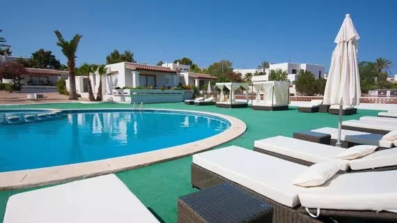 Residencial Bogamarí | Balearic Adaları - İbiza Adası - Sant Antoni de Portmany - Cala de Bou