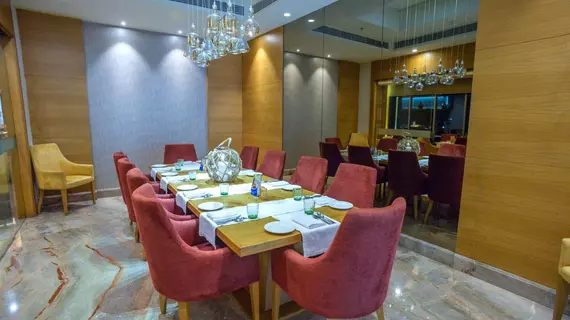 EFCEE Sarovar Portico Bhavnagar | Gujarat - Bhavnagar