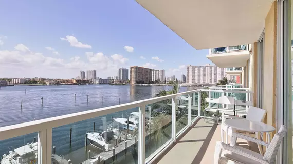 Miami Waterfront Apartments | Florida - Miami (ve civarı) - Sunny Isles Beach